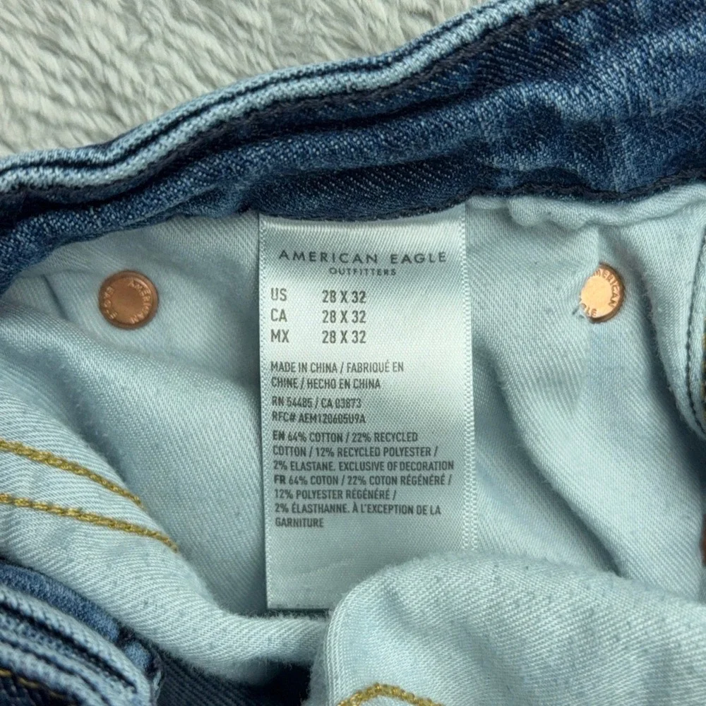 American Eagle Jeans Mens 28x32 Blue Athletic Straight Medium Wash Denim
